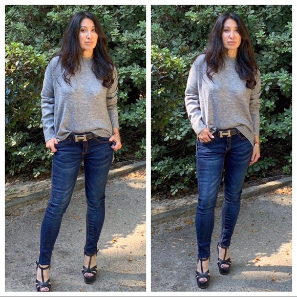 ✨LAST✨Light grey high low high neck sweater - Picture 8 of 9